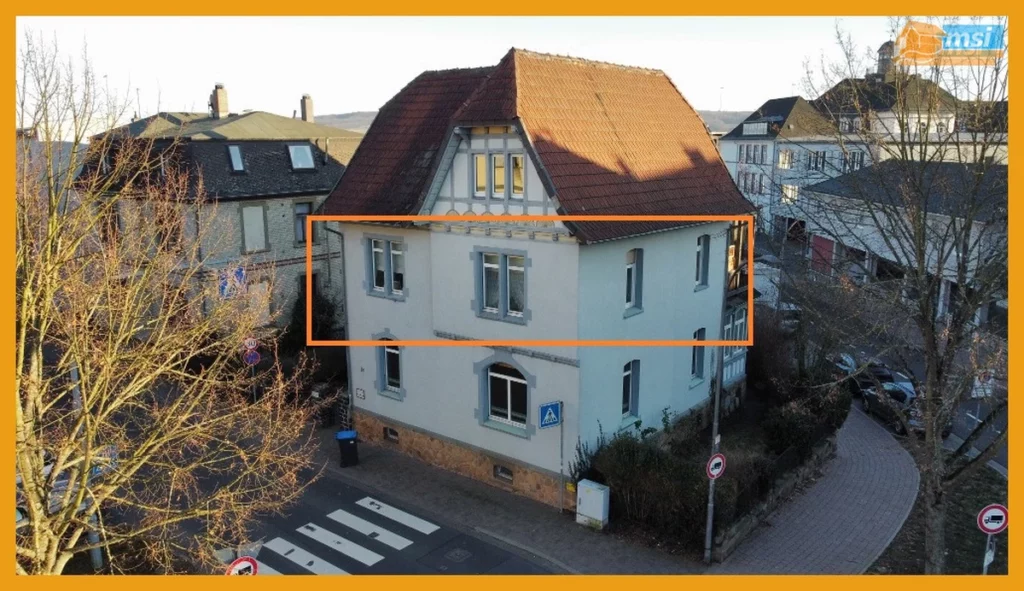 3ZKB-OBERGESCHOSSWOHNUNG IN ZENTRALER LAGE VON ALSFELD!