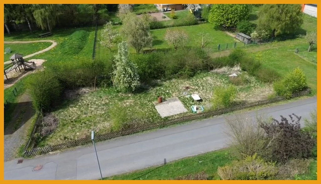 BAULÜCKE IM HERZEN MENGSBERGS!
KEINE KÄUFERPROVISION!
