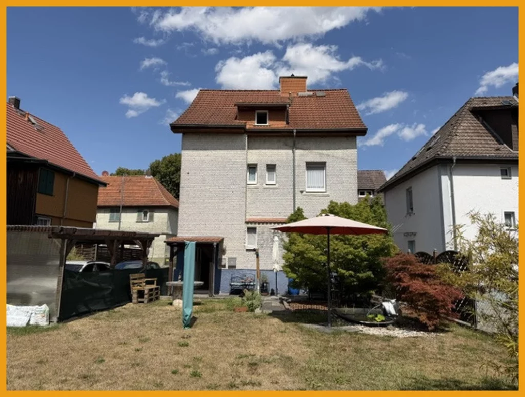 ZENTRALES EIGENHEIM MIT GARTEN!
KEINE KÄUFERPROVISION!