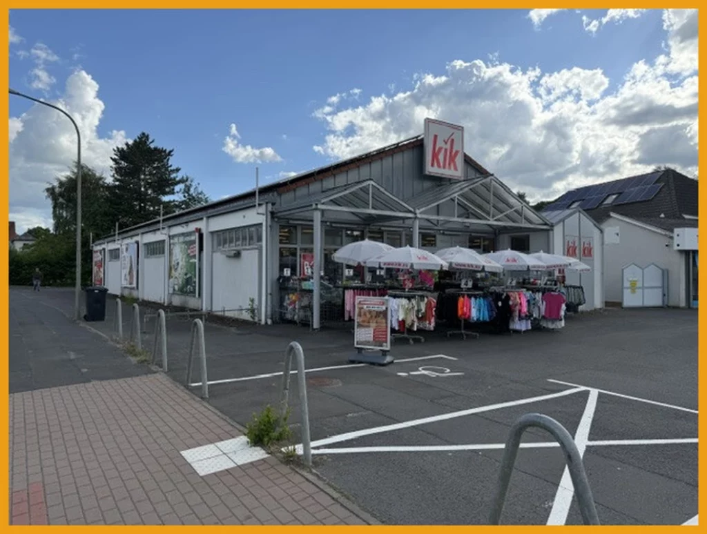 TOP VERKAUFSLAGE UND PARKLPÄTZE!